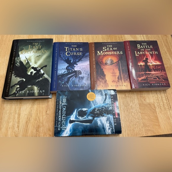 Percy Jackson &The Olympians First Edition 5 Book Bundle/Lot,Author Rick Riordan - Picture 1 of 9